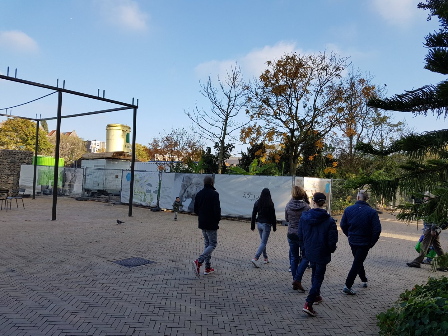 Building-site new Elephant-enclosure