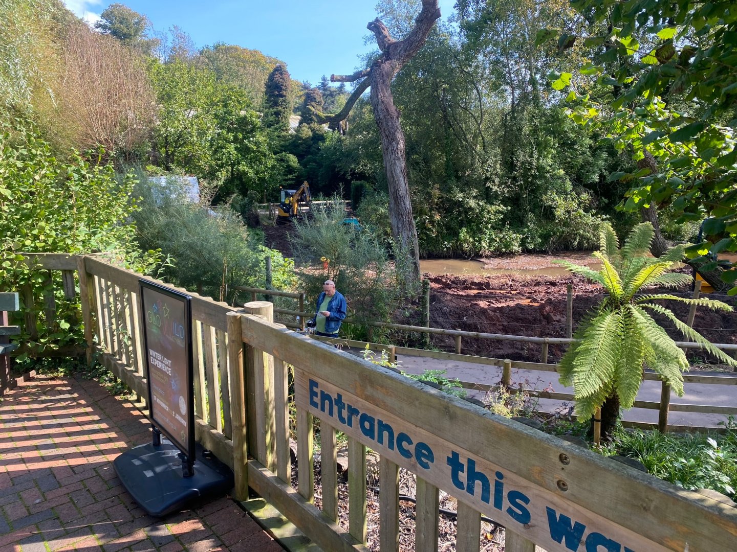 Building work near entrance 290923