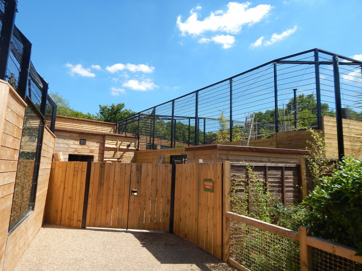 Building work on Sun Bear Heights/Jaguar Falls 100722