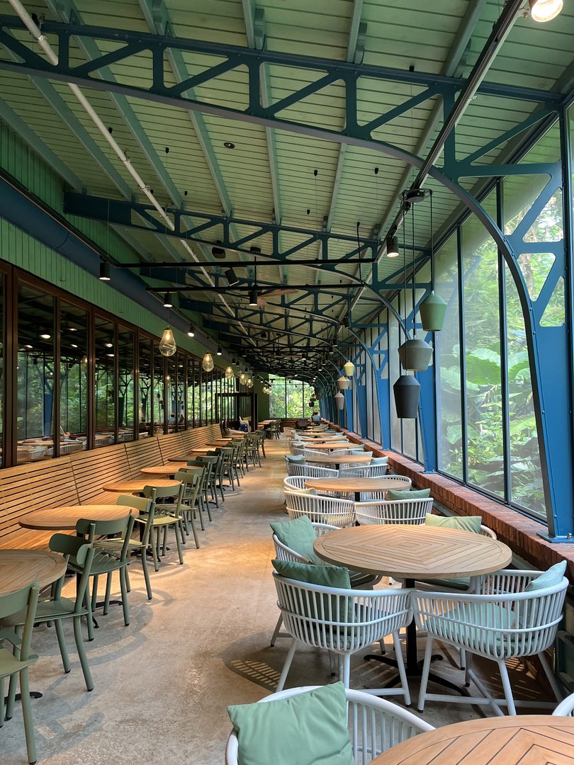 Bush restaurant 6.7.23