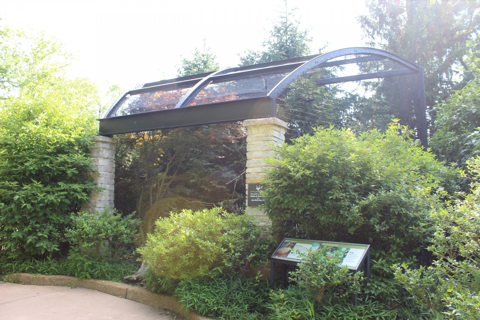 Cabot's Tragopan Exhibit - Bird Gardens