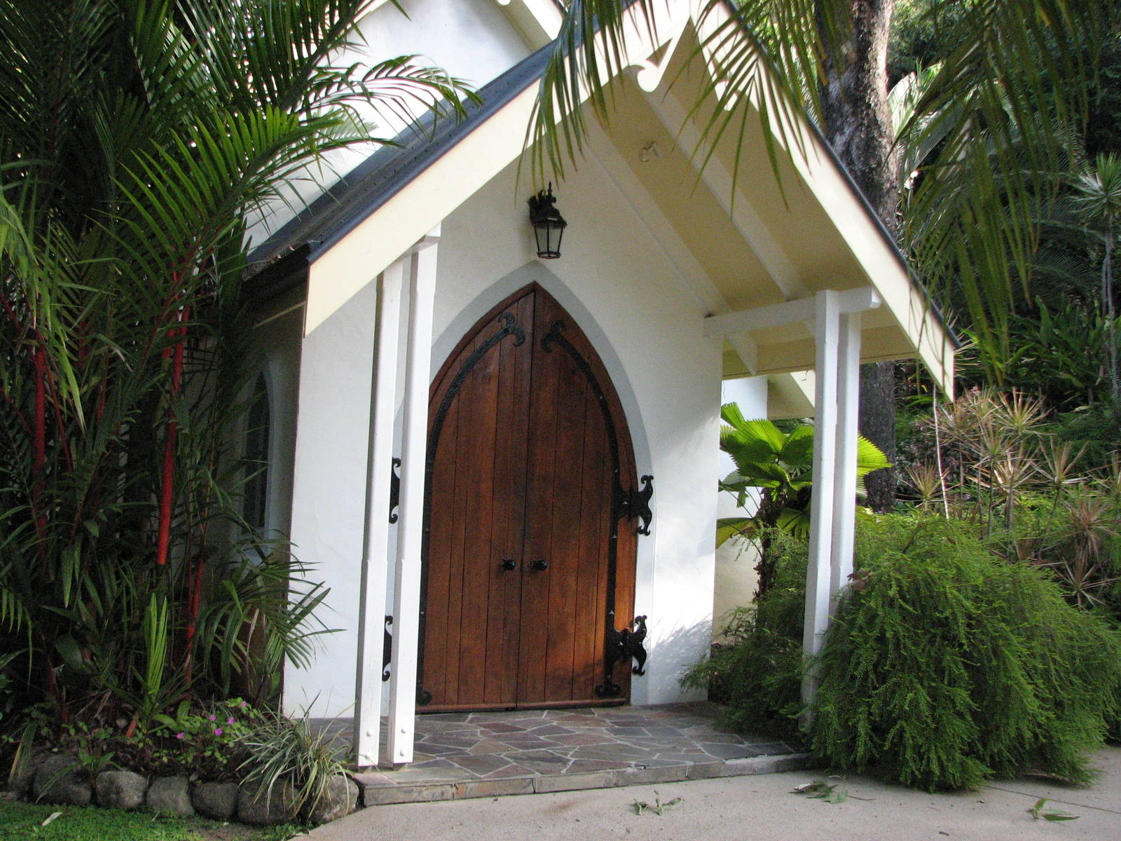 Cairns Tropical Zoo 2007 - Chapel