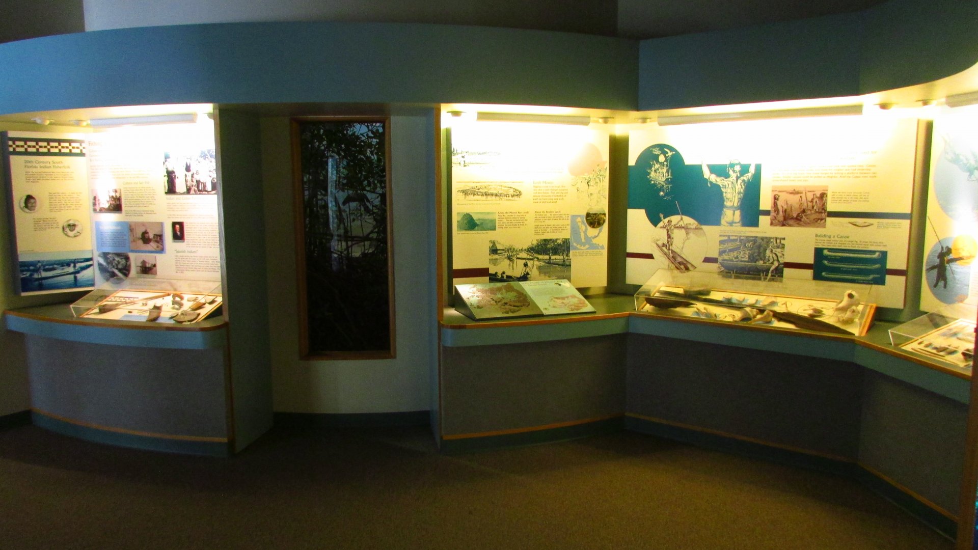 Calusa Exhibits Closeup