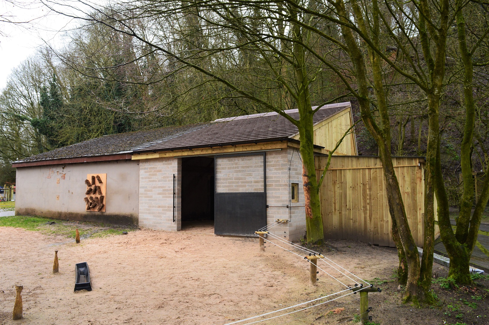 Camel house extension