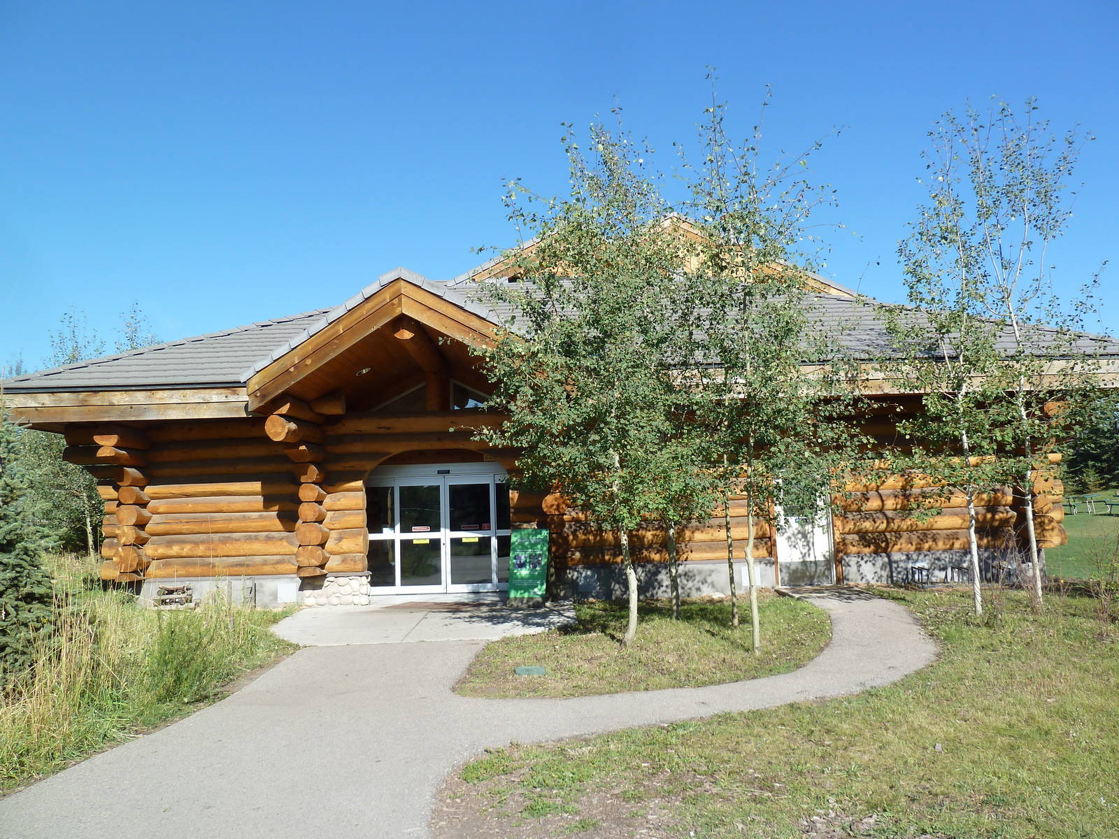 Canadian Wilds - Cequel Energy Lodge