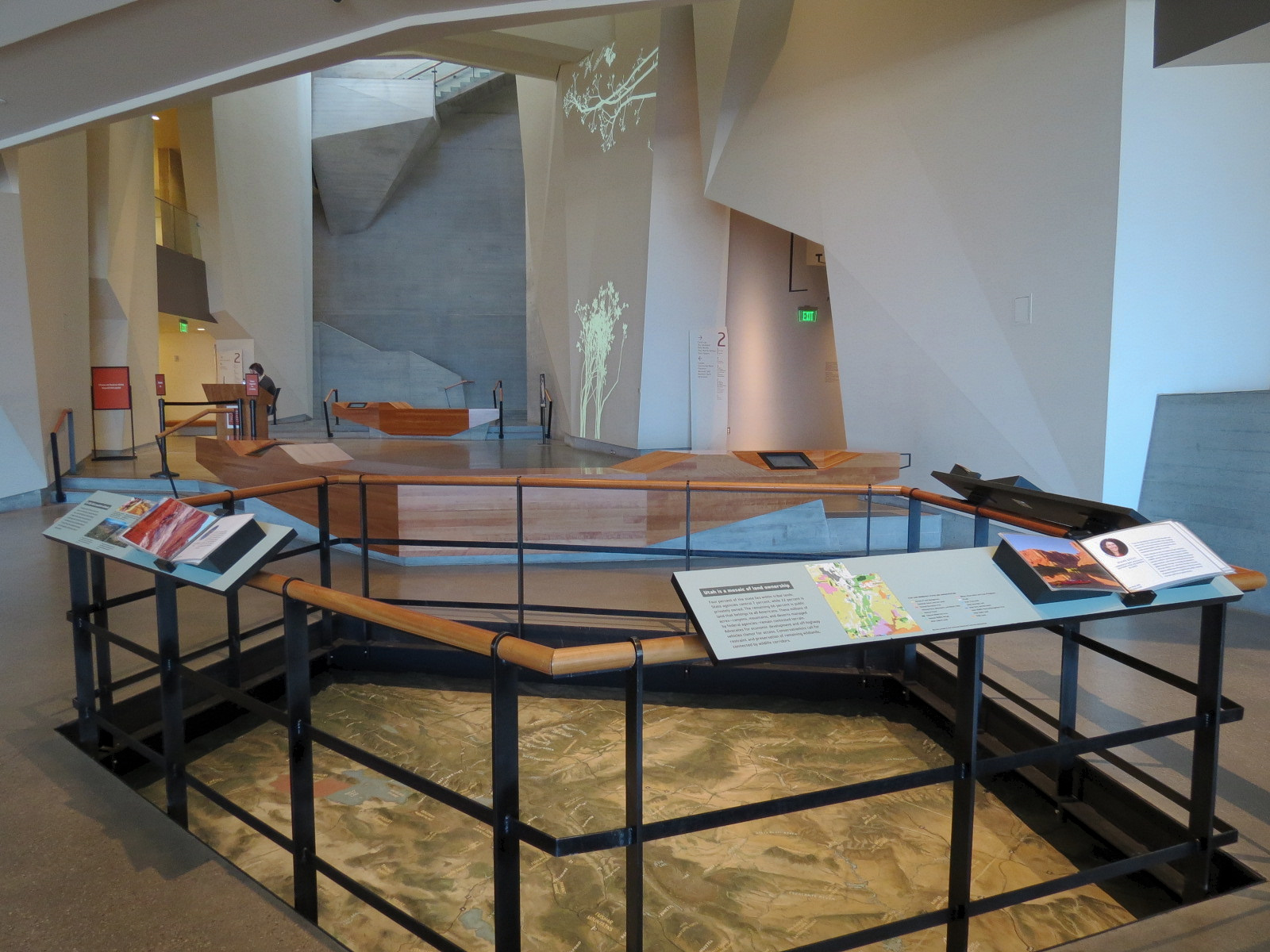 Canyon Lobby - Topographic Map