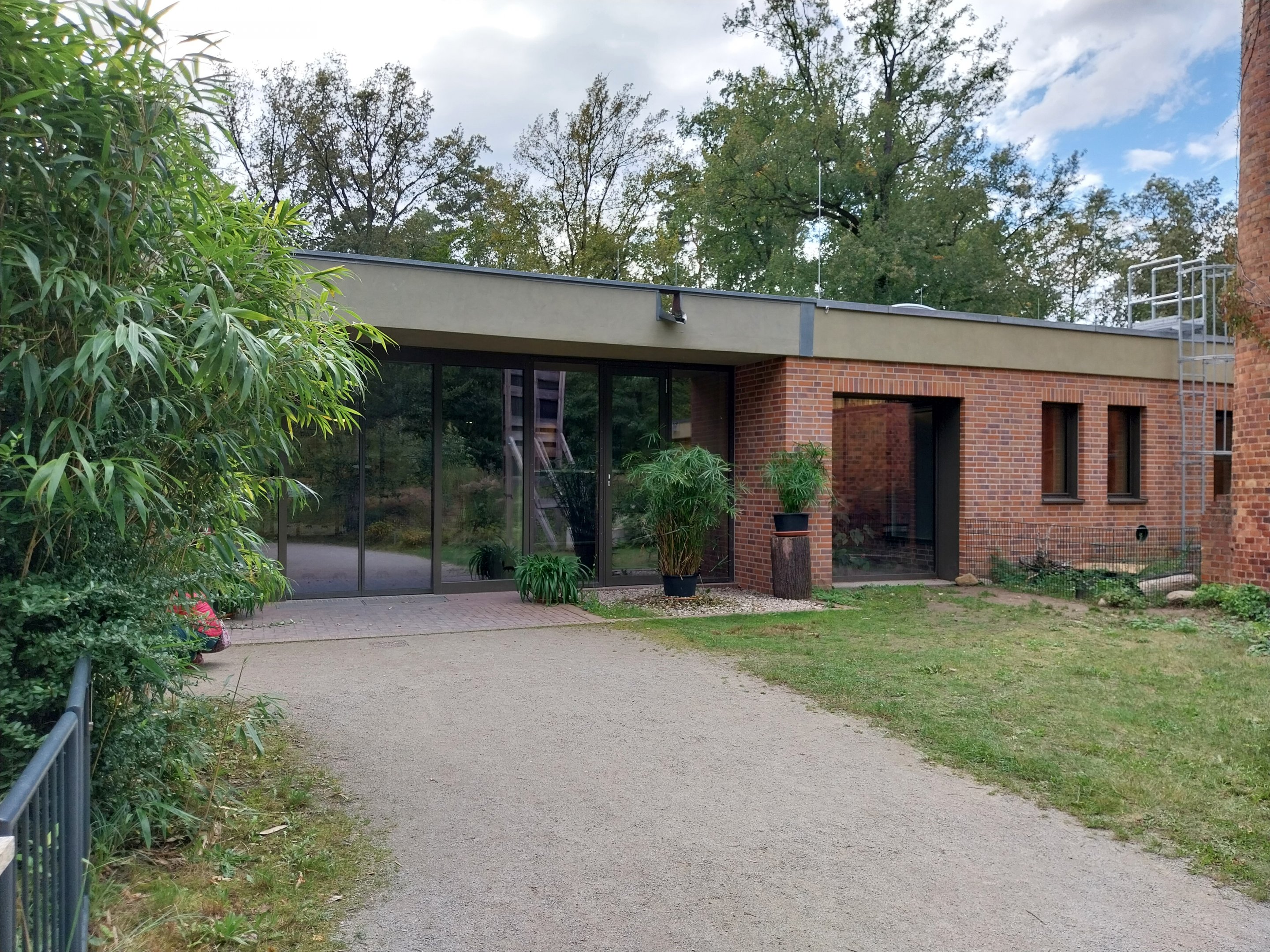 Carnivore House - Entrance near Père David Roch Squirrel