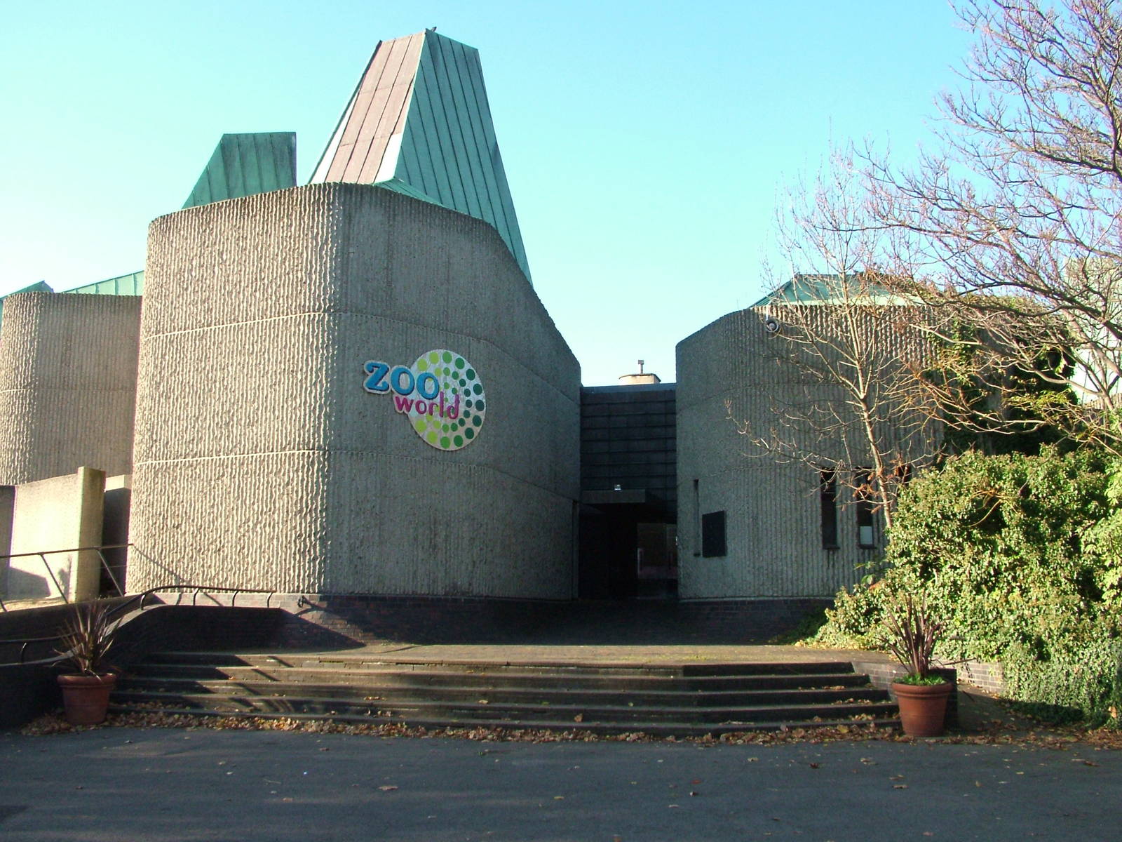 Casson Pavilion as Zoo World at London Zoo 2007