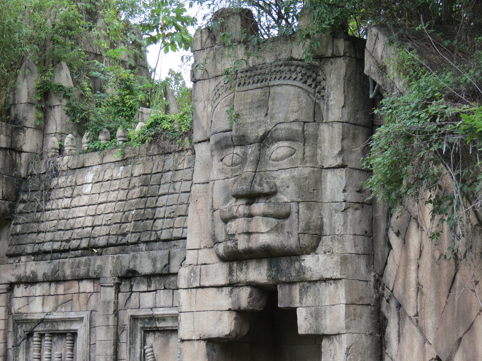 Cat Country - Bengal Tiger Exhibit