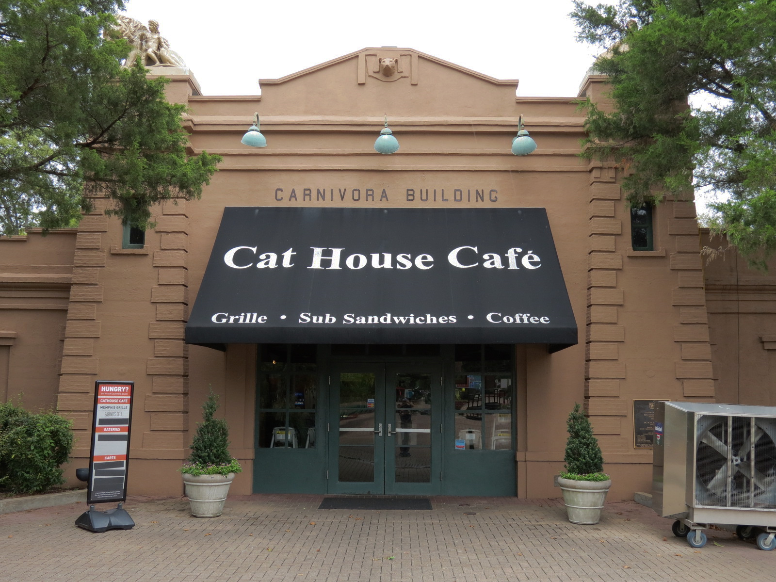Cat House Cafe - Exterior