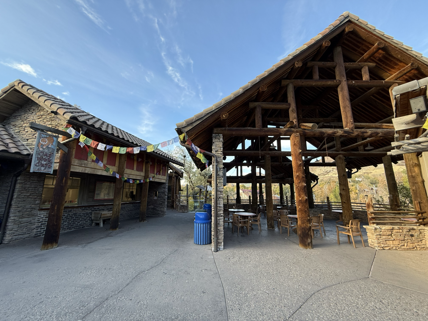 Cat Wok Café and Outdoor Dining - Asian Highlands