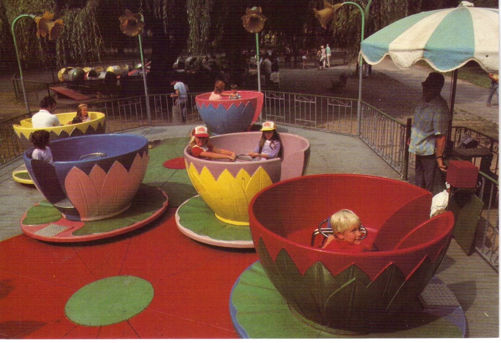 Catskill Game Farm Postcard