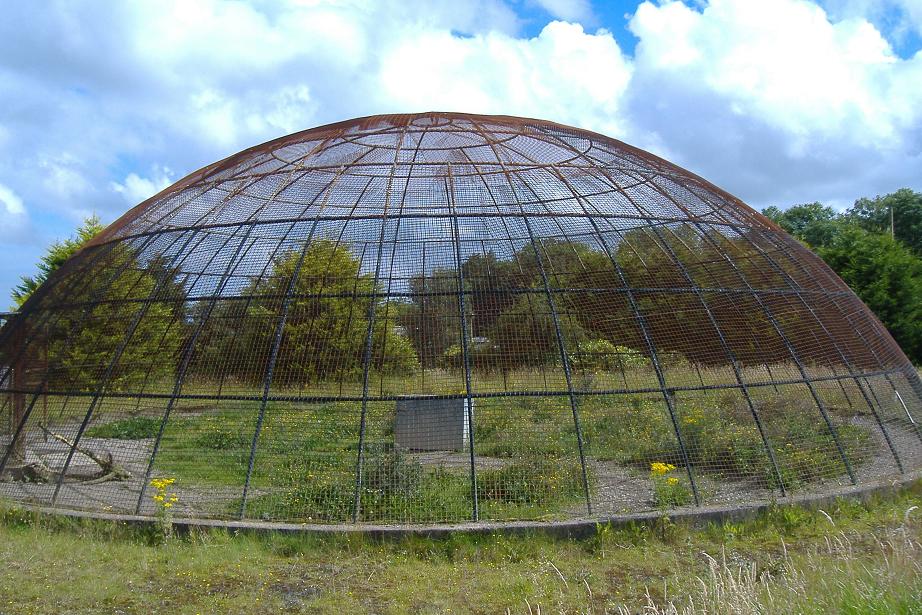 Causeway Safari Park, May 2007, Aviary