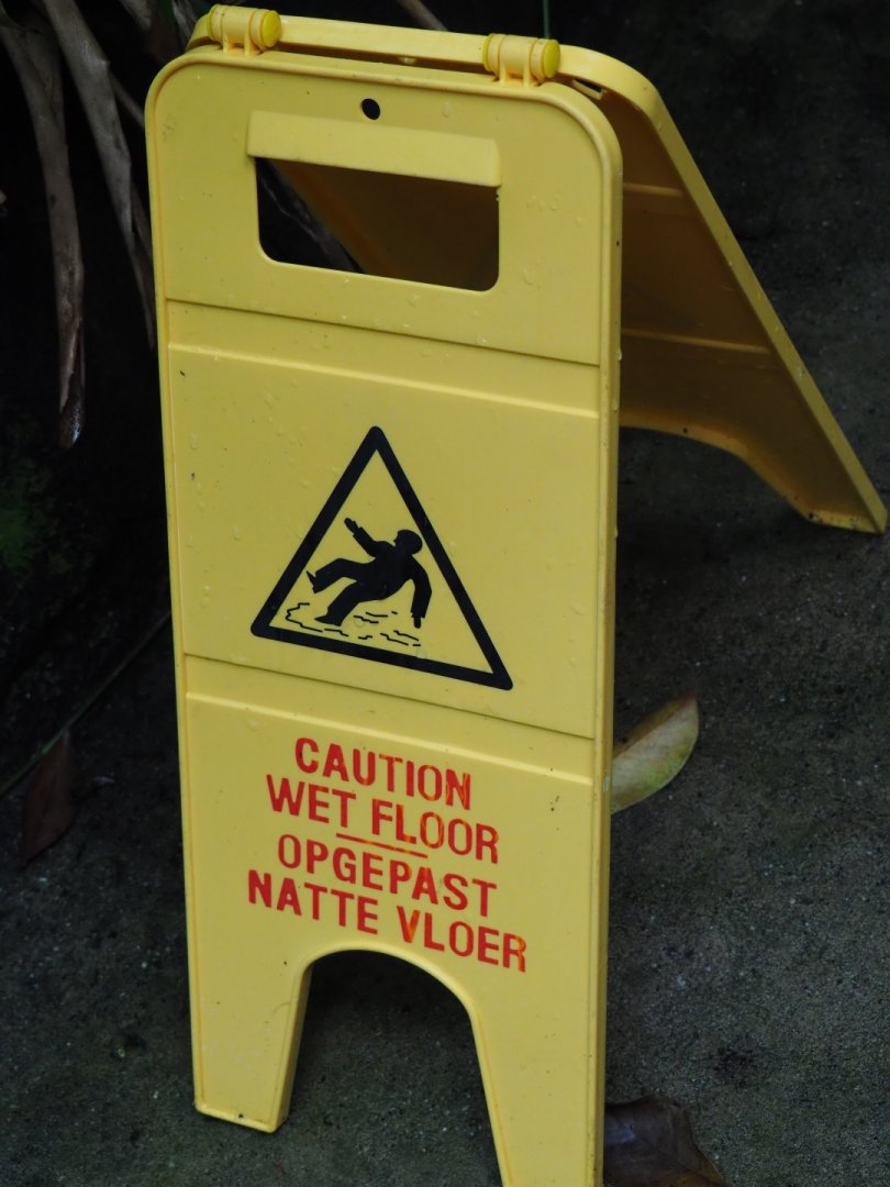 Caution, slippery when wet sign (Sep 16th, 2018)