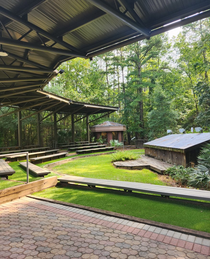 Center For Wildlife Education (GA) - Raptor show stage