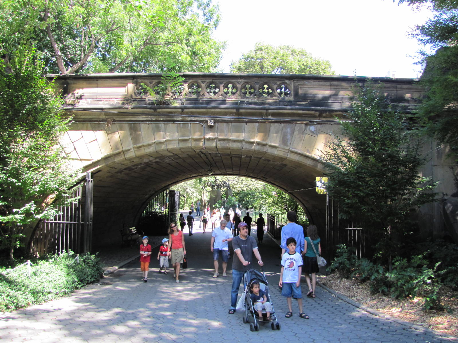 Central Park Zoo 2010 - Gateway through to the Tisch Childrens Zoo