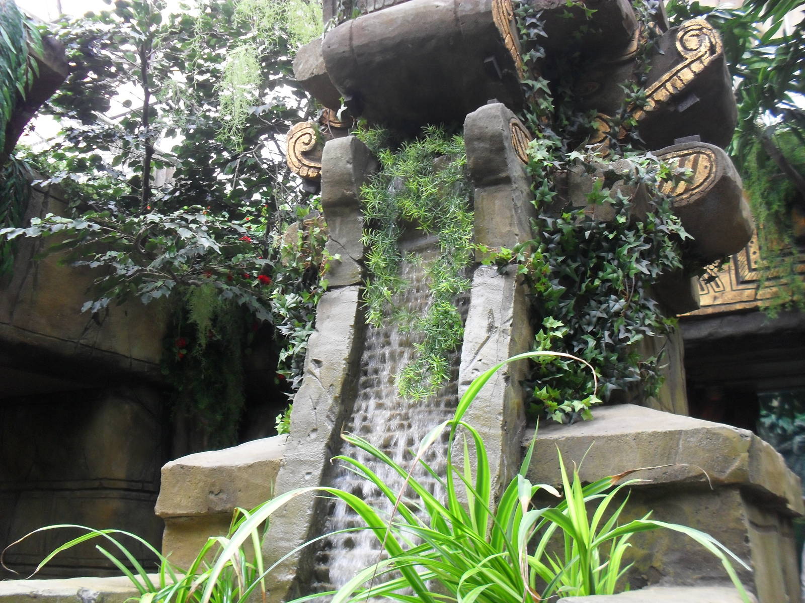 Centre of the Aquarium