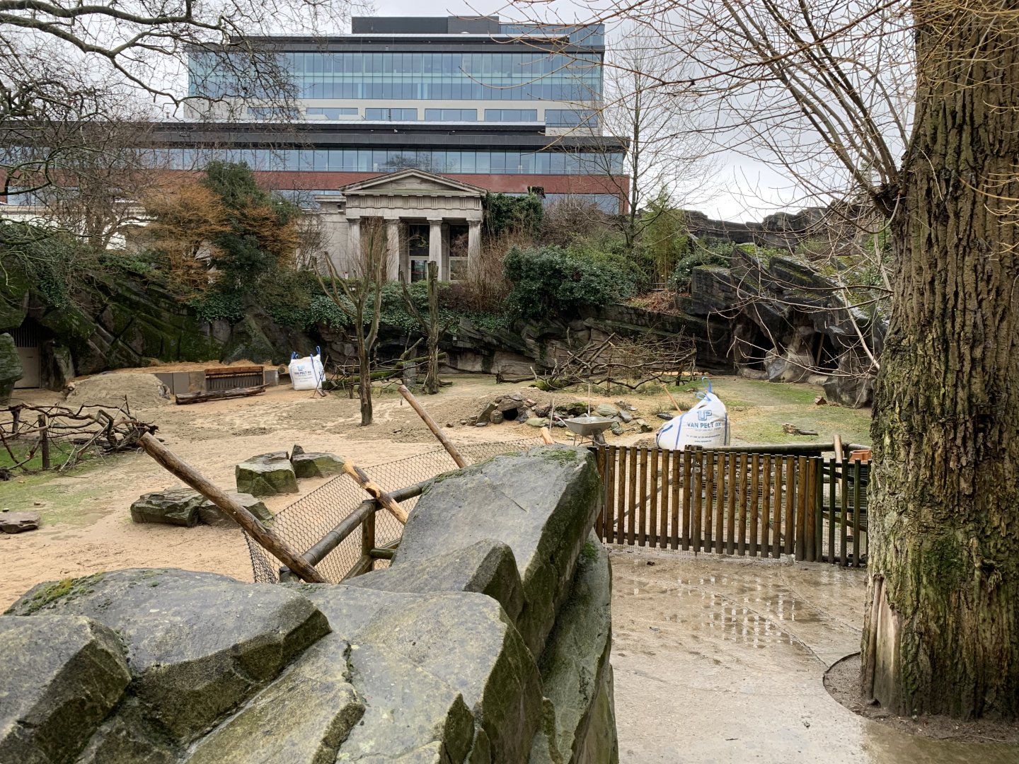 Changes to the alpaca enclosure