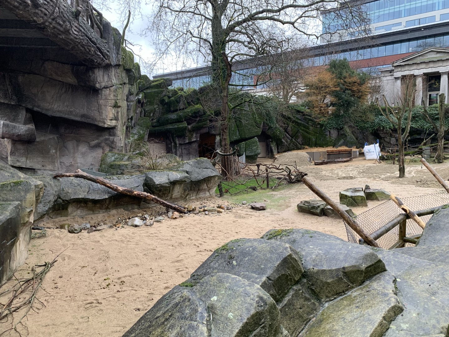 Changes to the alpaca enclosure