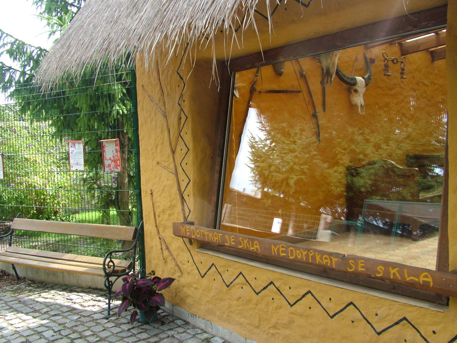 Cheetah Enclosure at Chleby, 26/08/12