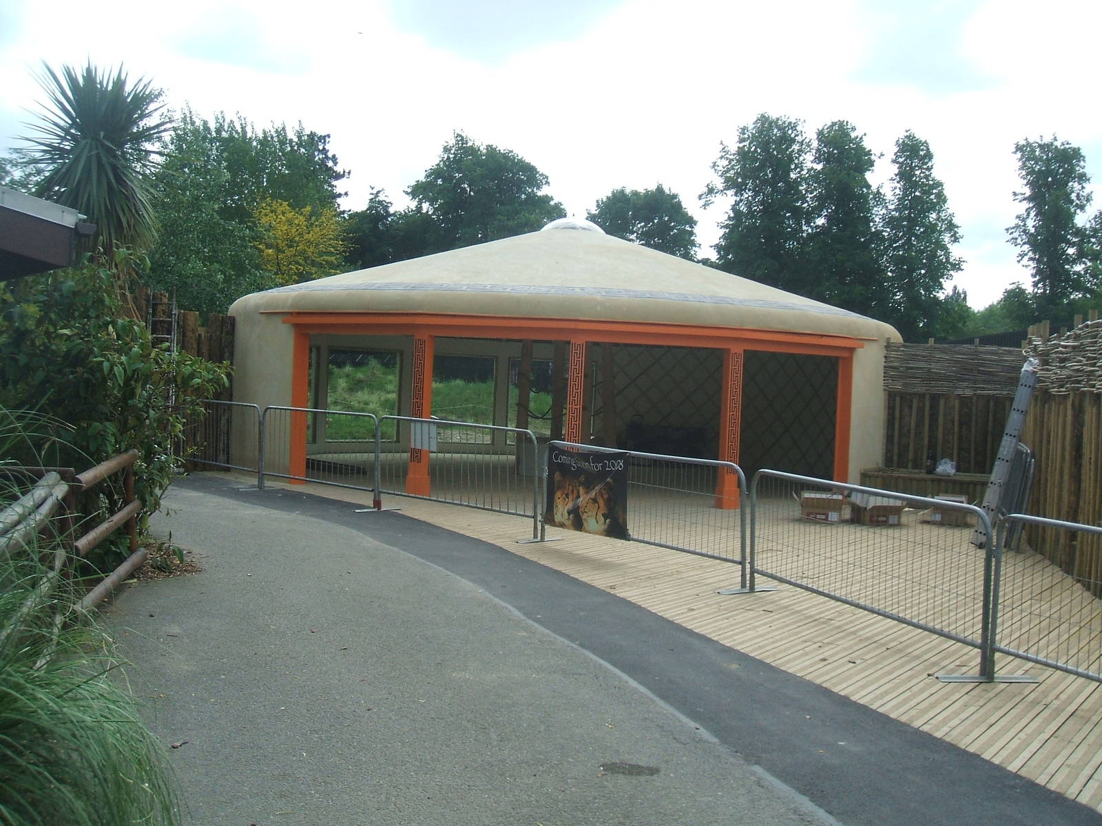 Cheetah viewing dome (under construction)