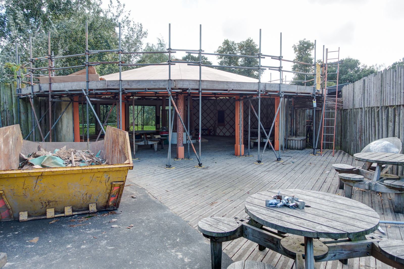 Cheetah Yurt Renovation - 16/09/2016