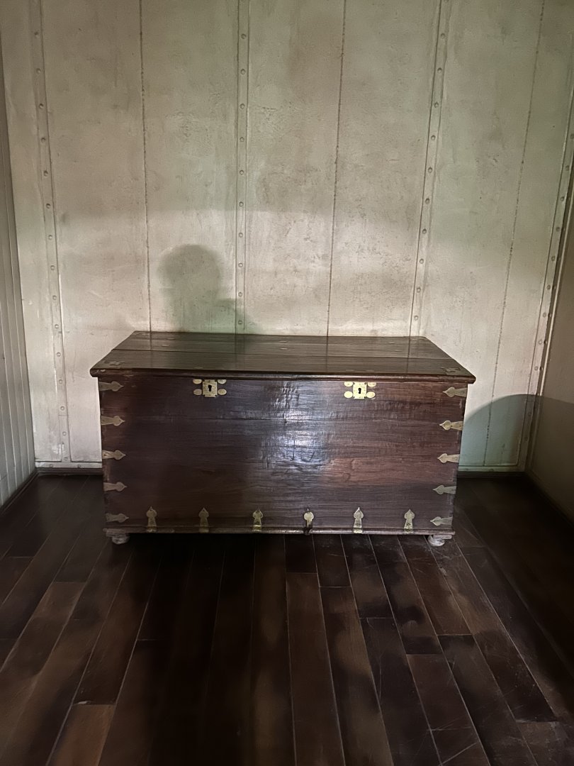 Chest at the Mersus Emergo