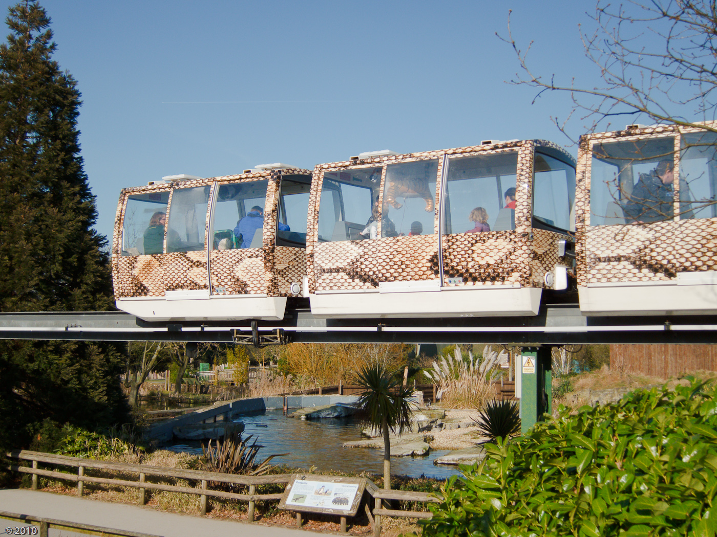 Chester Zoo New Monorail Livery - 04/03/2010