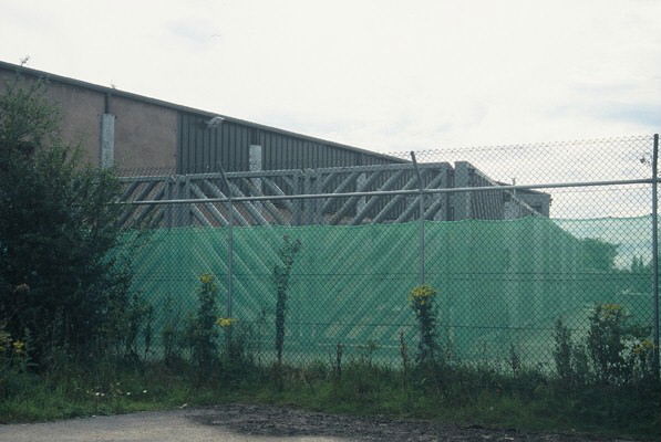 Chester Zoo offshow bull elephant pen, built 2006