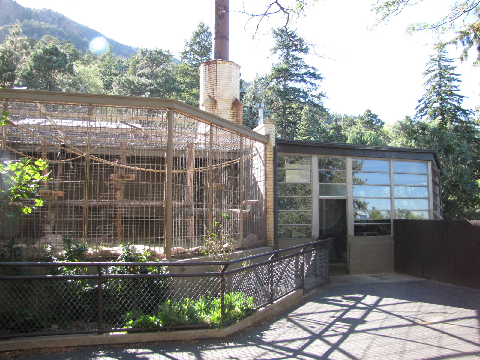 Cheyenne Mountain Zoo 2010 - Cages outside the old Monkey Pavilion
