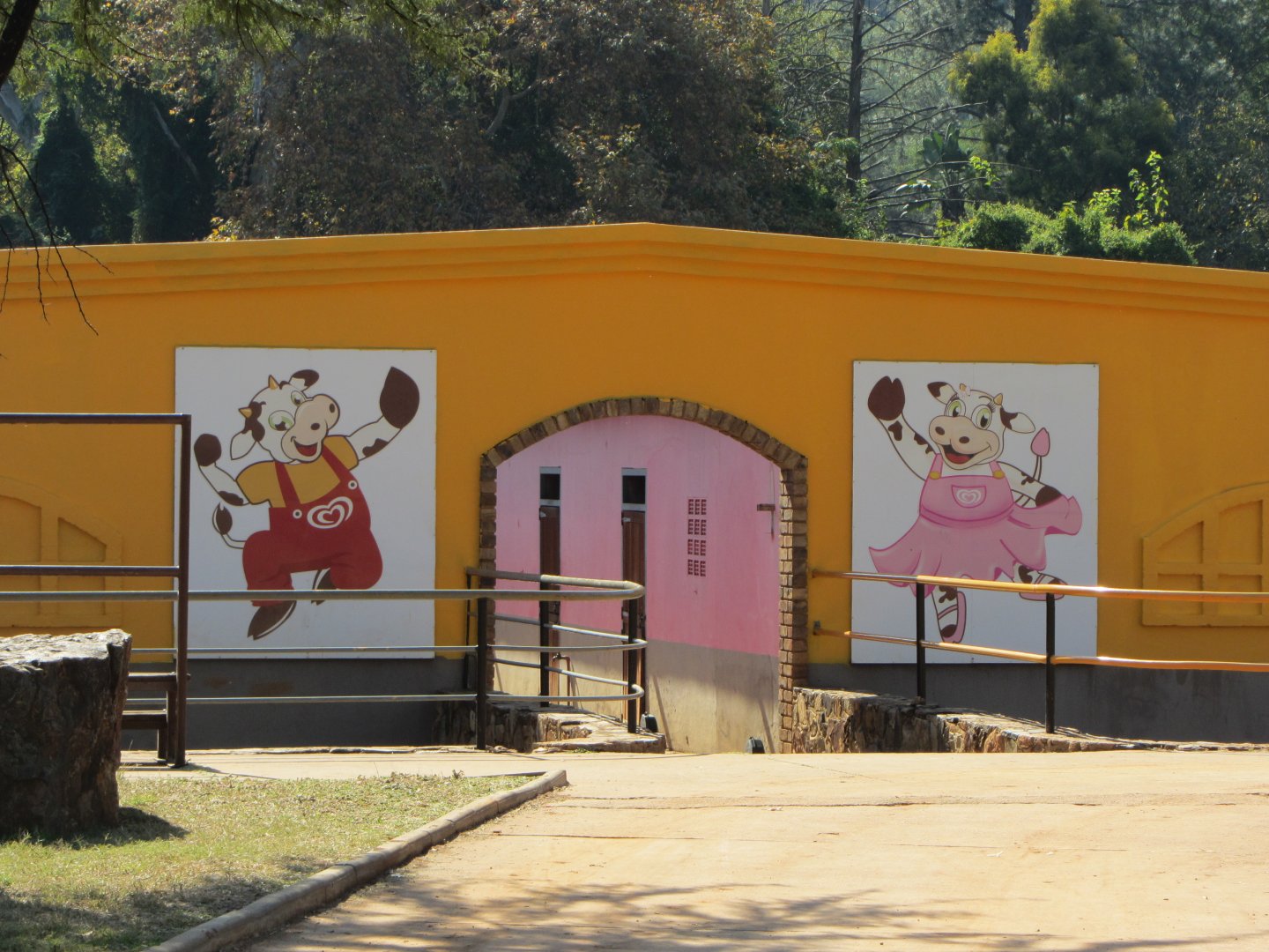 Children's Farm Barns