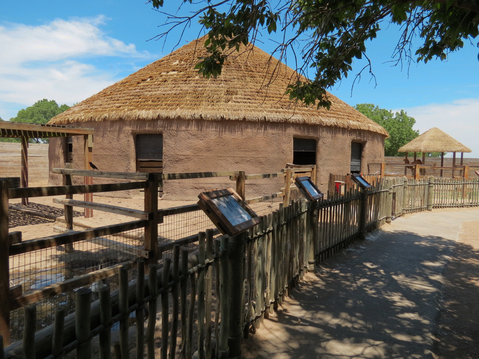 Children's Farms - African Farm - Mixed Species Exhibit