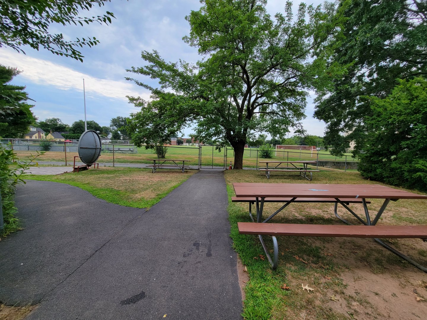 Children's Museum CT - outside