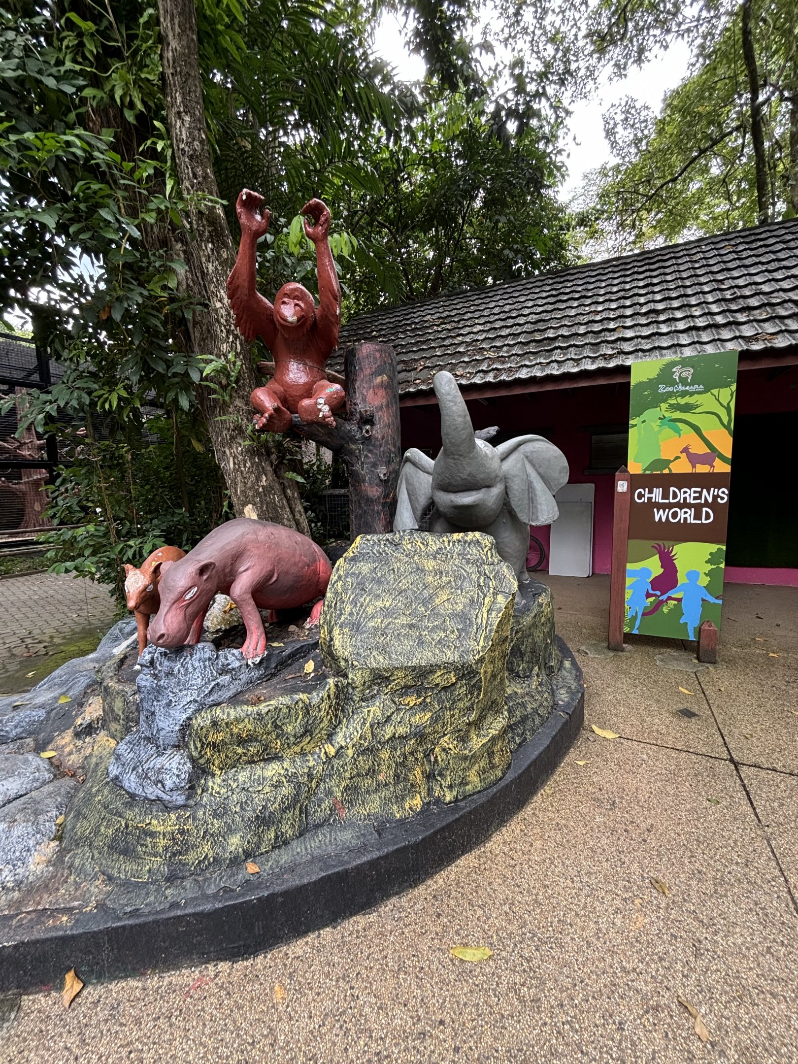 Children’s World - entrance