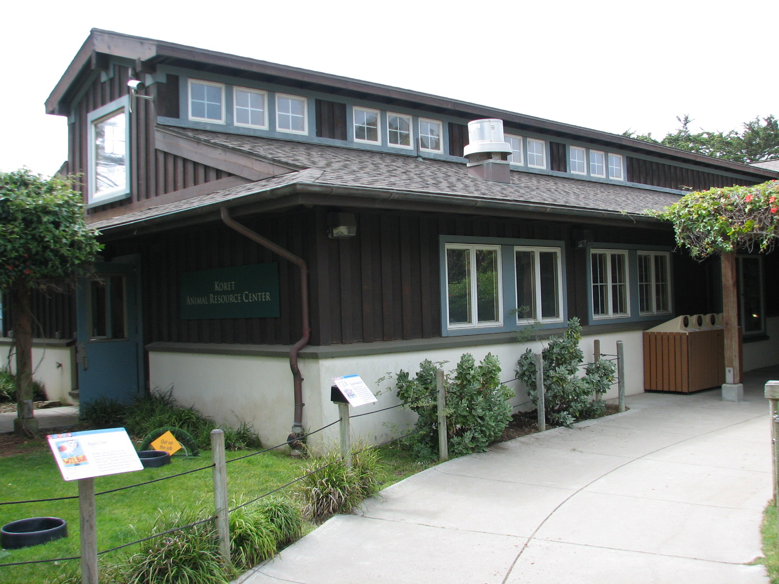 Childrens Zoo - Animal Resource Center Exterior