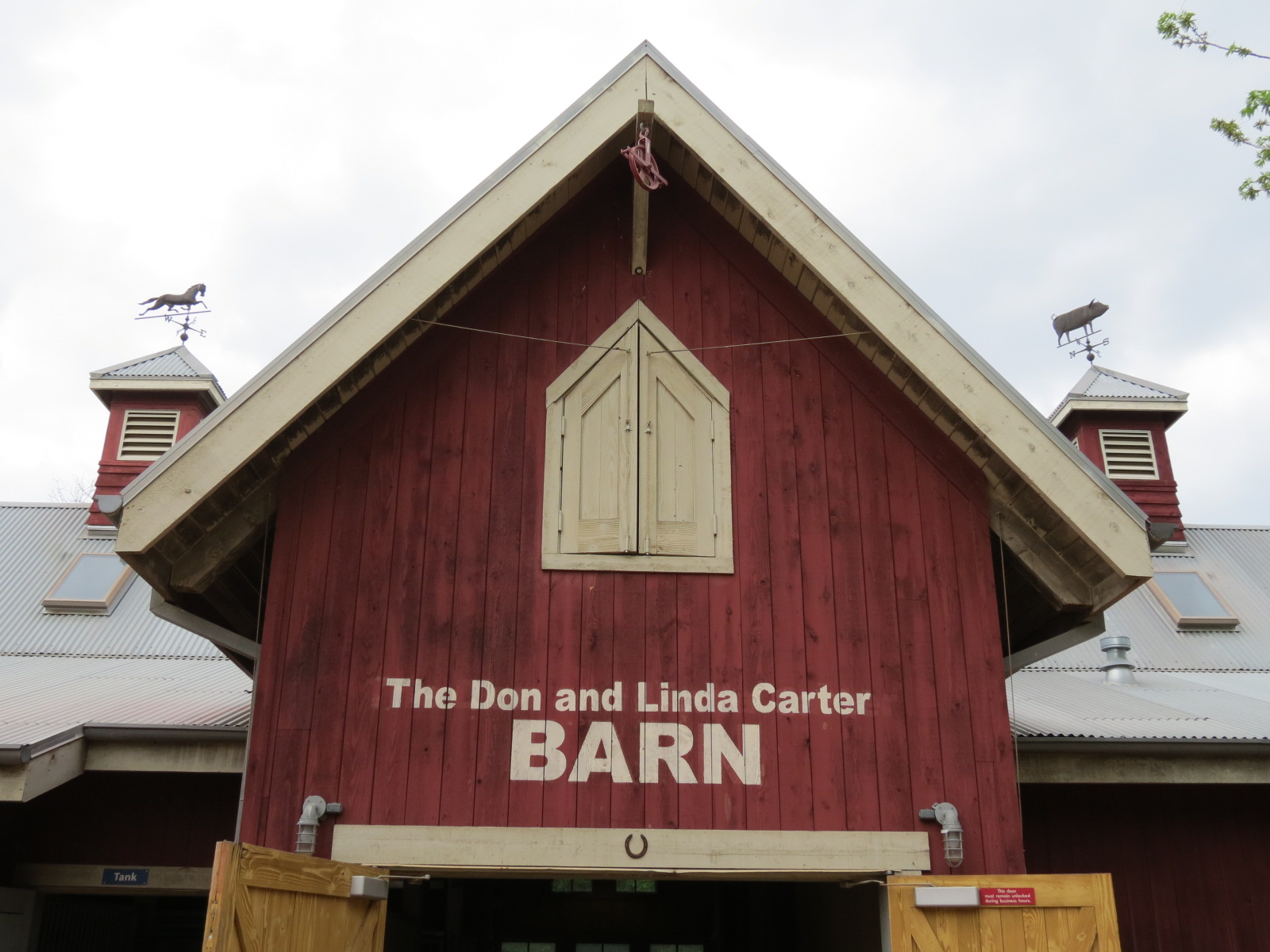 Childrens Zoo - Barn Exterior