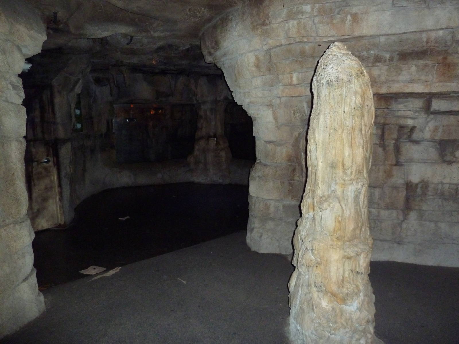 Children's Zoo - Bat Cave