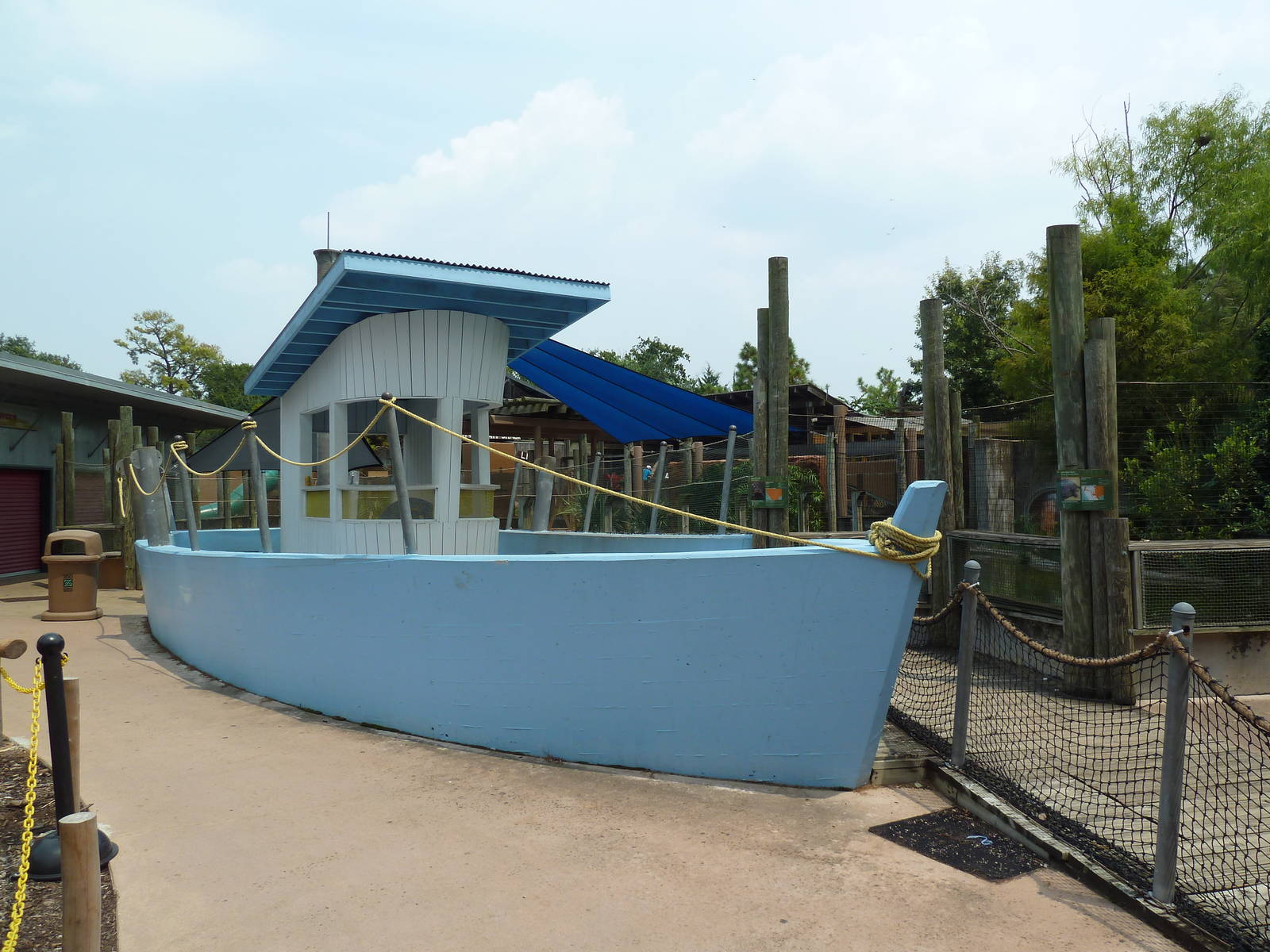 Children's Zoo - Brown Pelican Exhibit