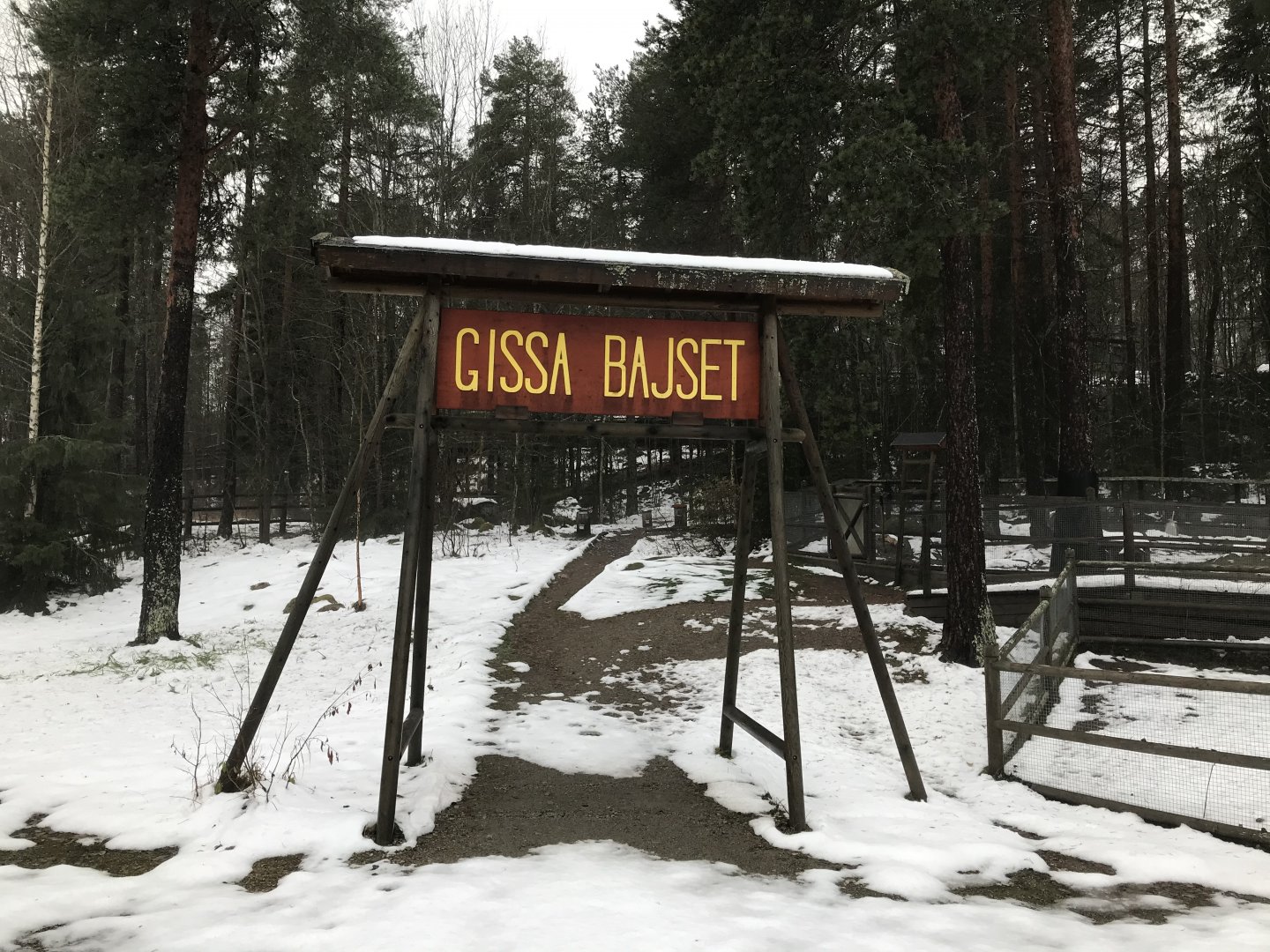 Children’s zoo - guess the poo