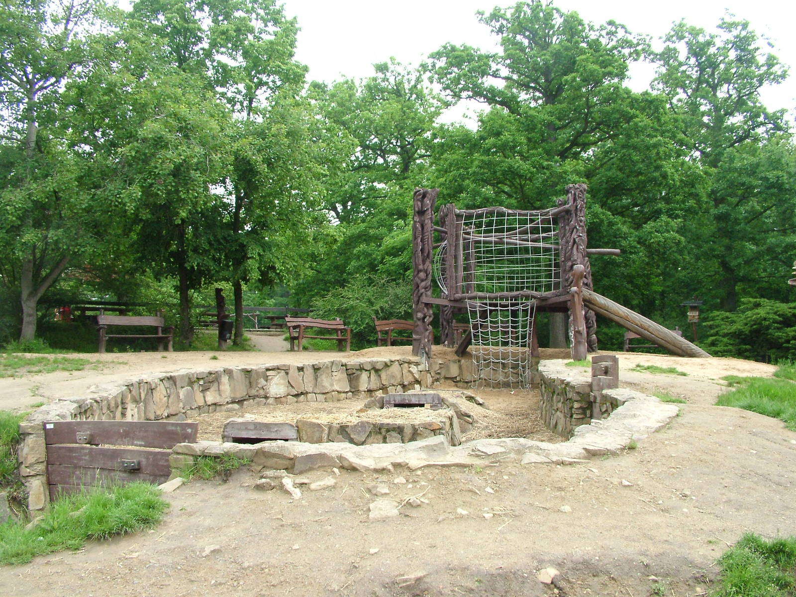 Children's Zoo/Play Area at Brno, 27/05/10