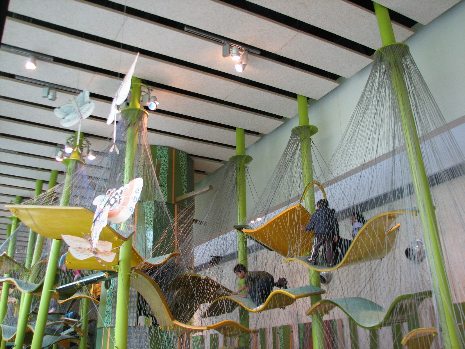 Childrens Zoo - Play Structure