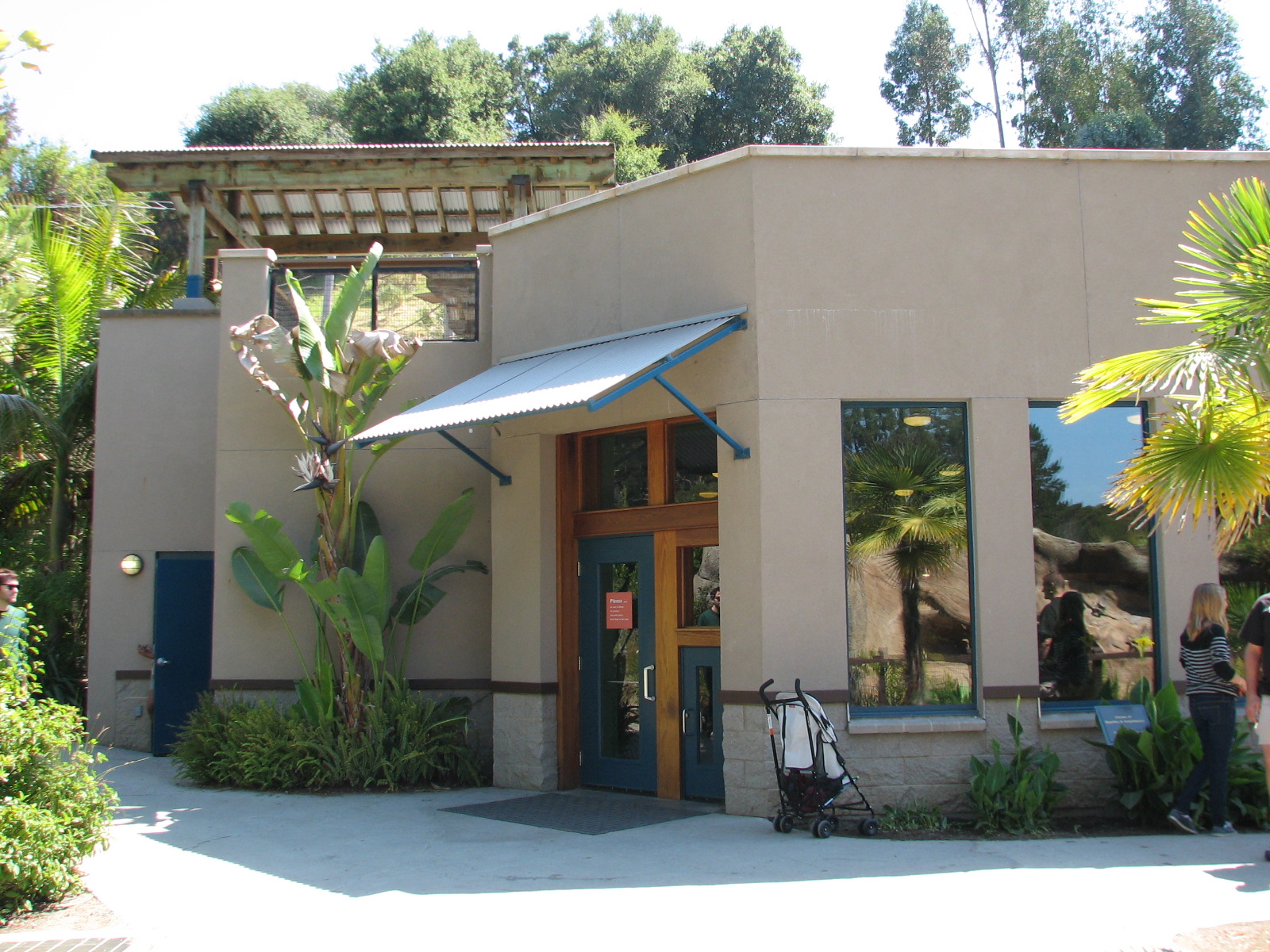 Childrens Zoo - Reptile and Amphibian House - Exterior