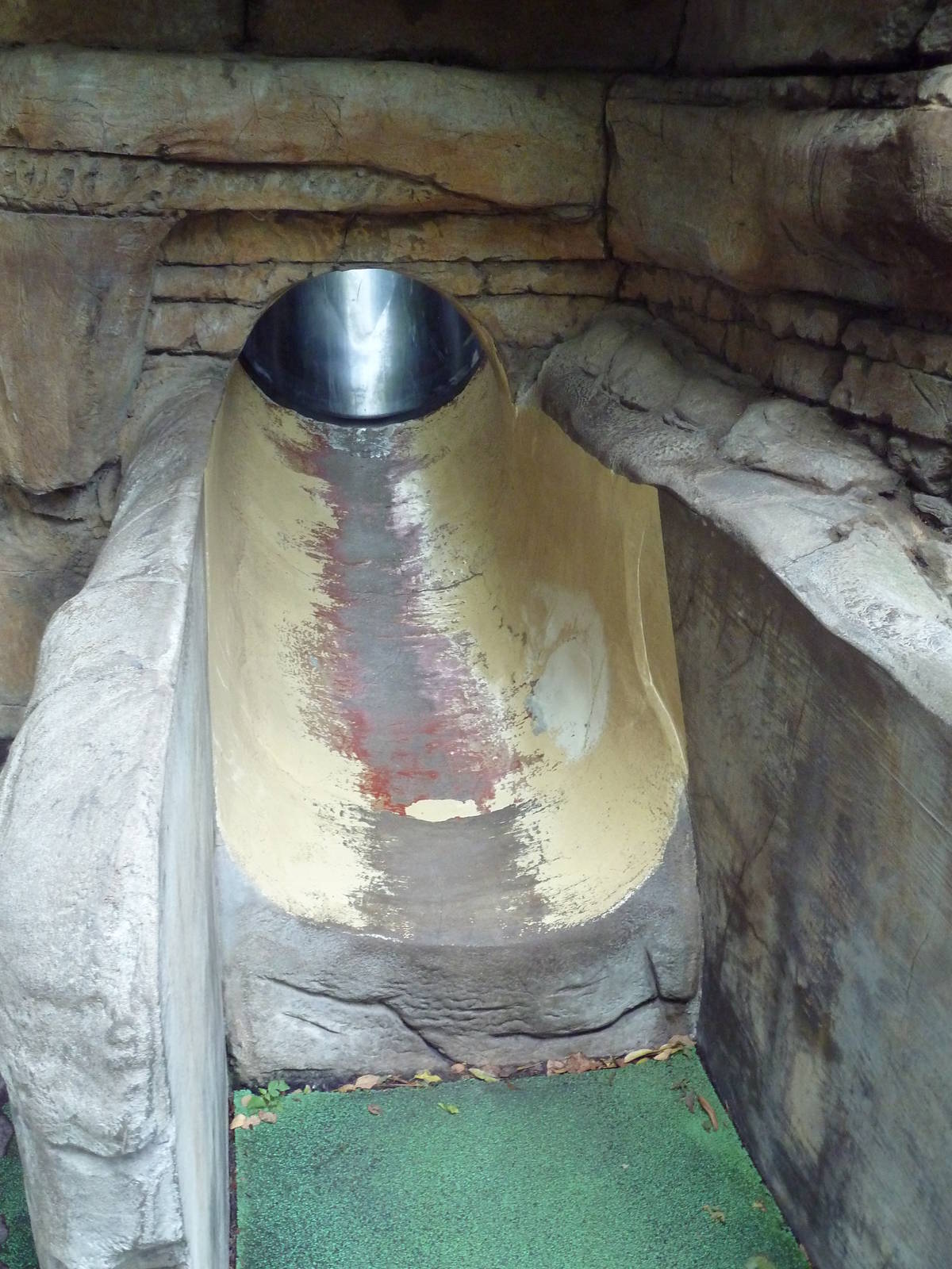 Children's Zoo - River Otter Exhibit Slide