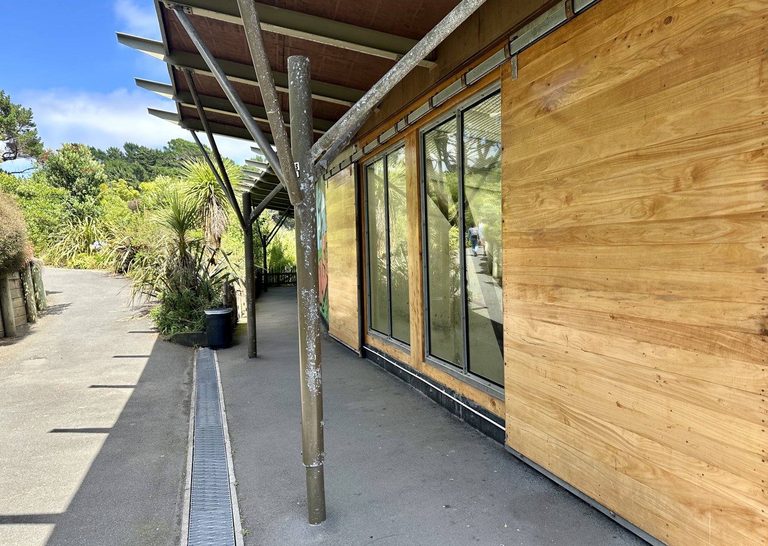 Chimpanzee Night House