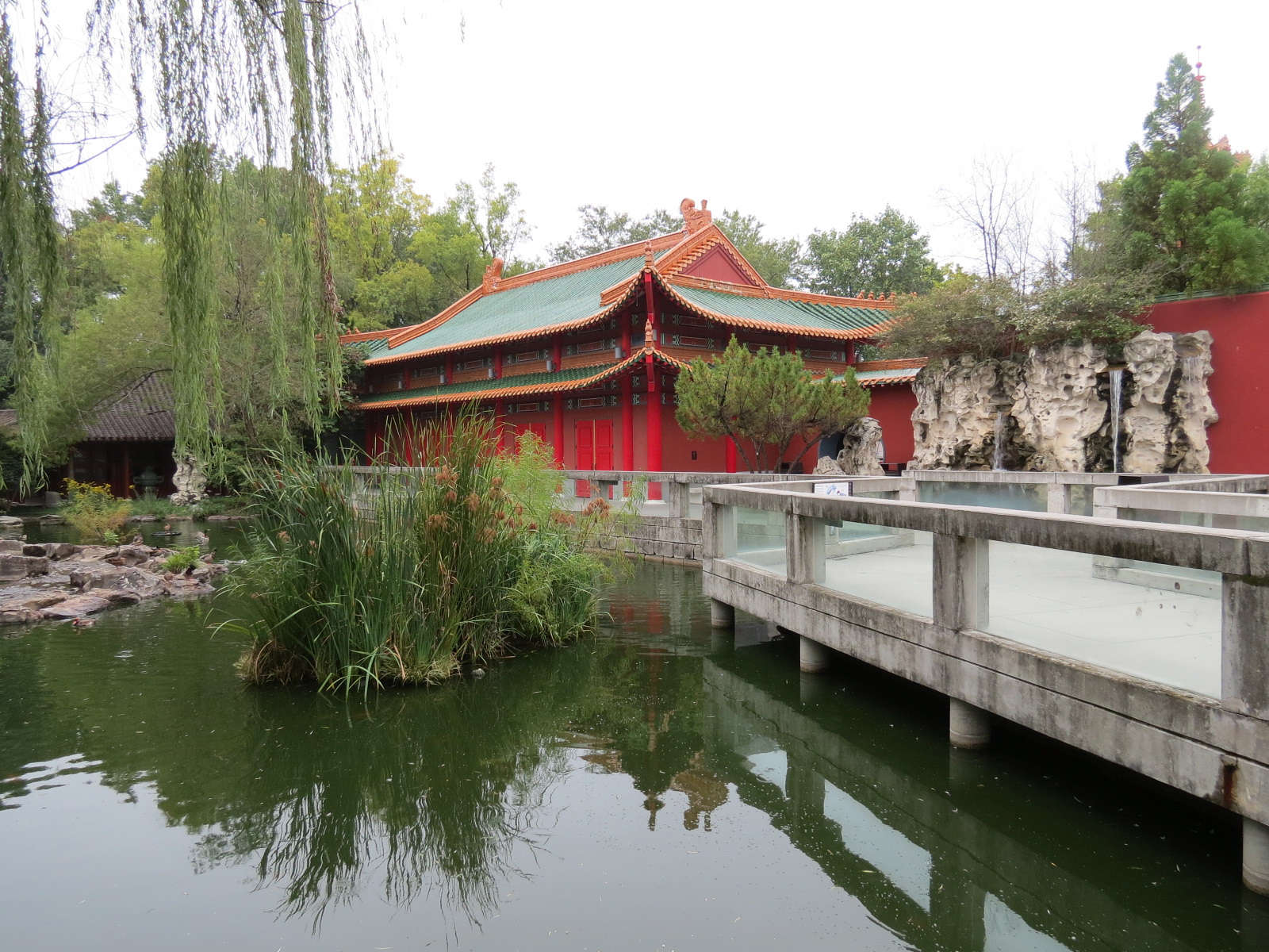 CHINA - Waterfowl Exhibit