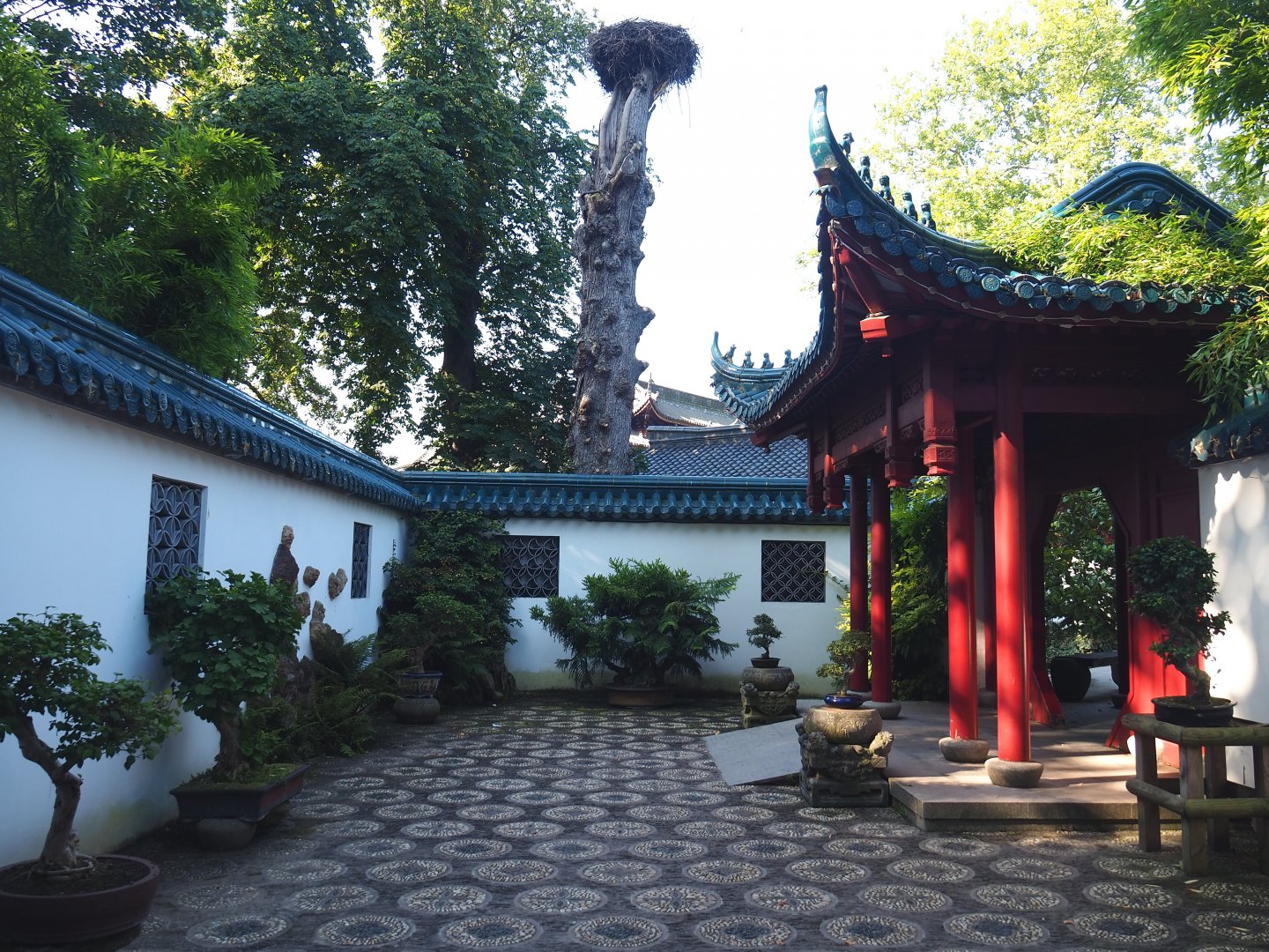 Chinese walled garden theming, 2021-09-03