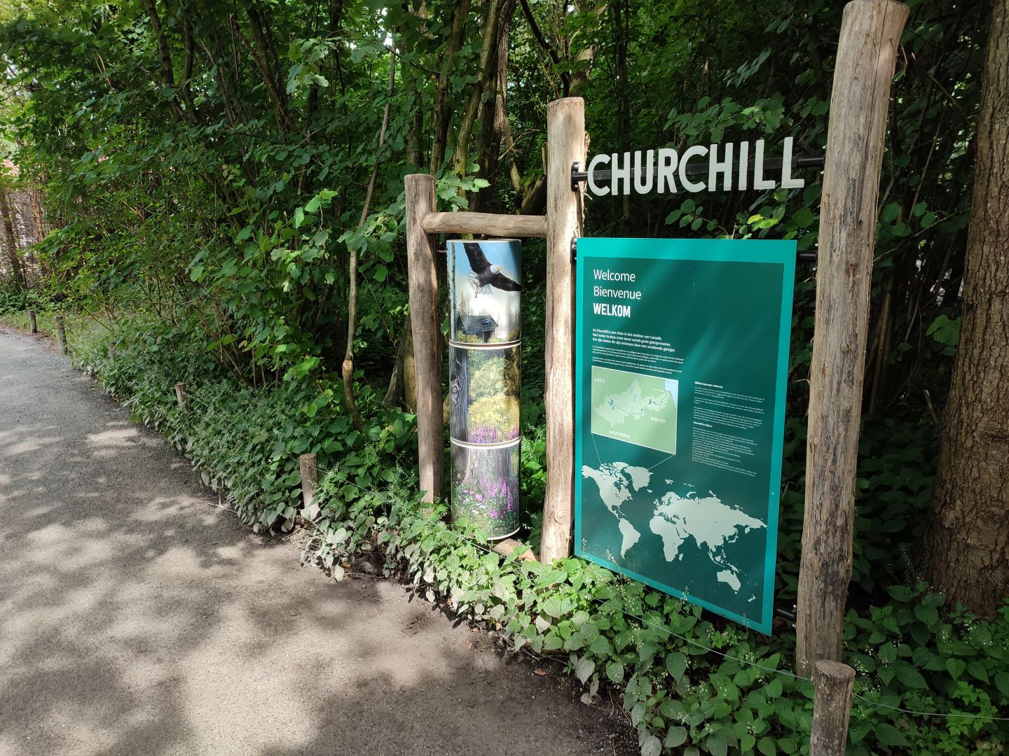 Churchill - Entrance sign
