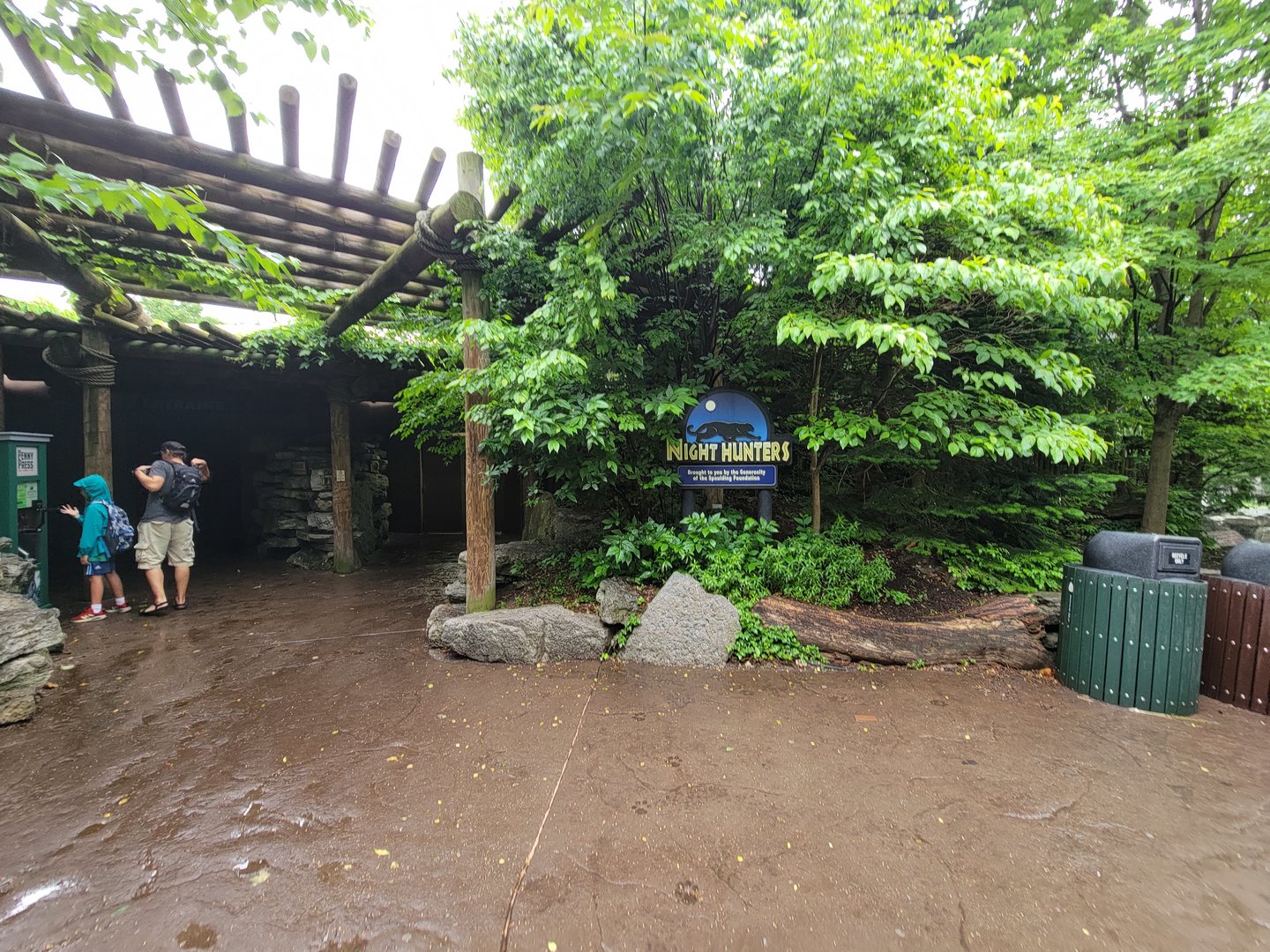 Cincinnati 5/22 - Night Hunters entrance