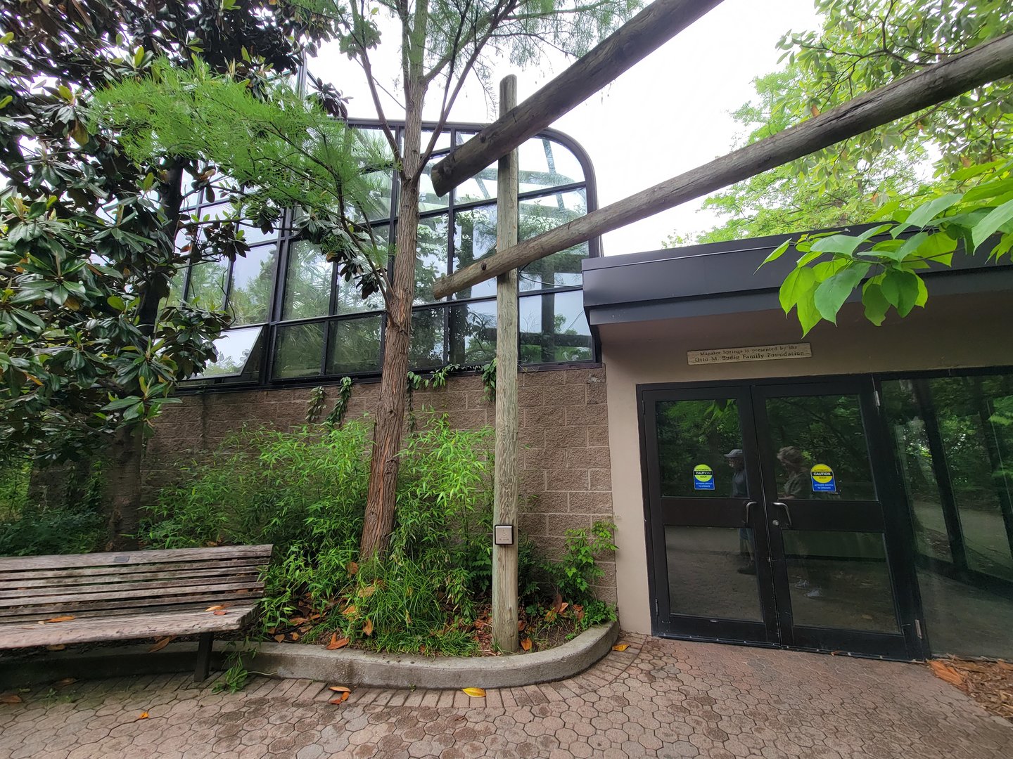 Cincinnati Zoo 5/22 - Manatee Springs, entrance