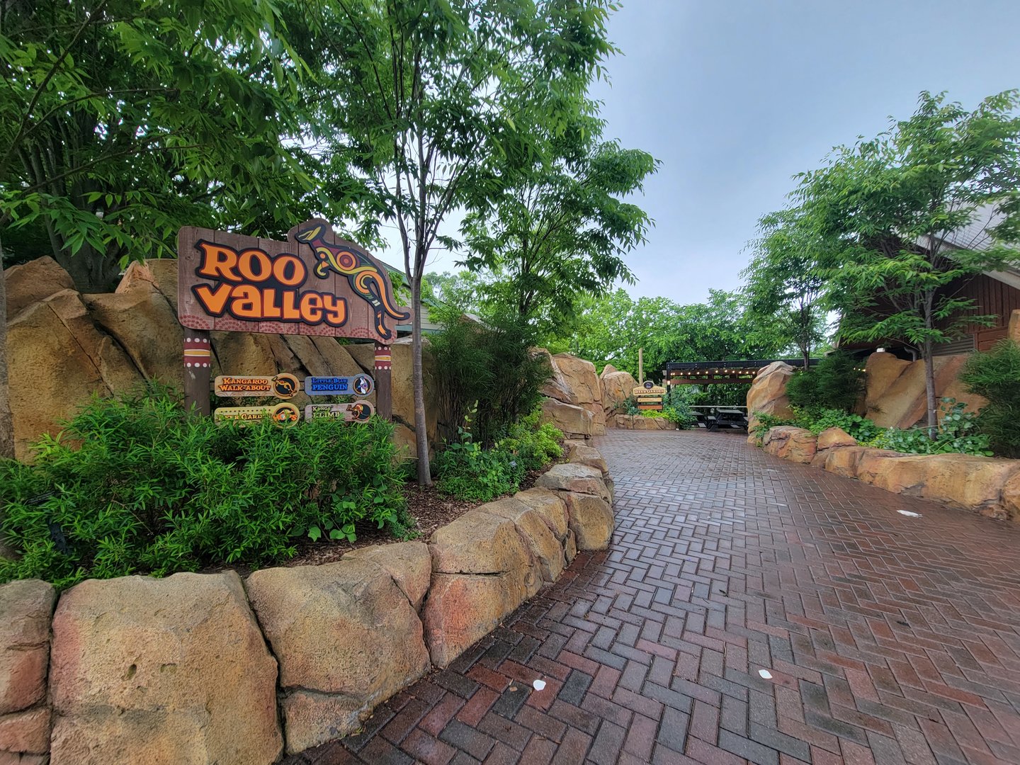 Cincinnati Zoo 5/22 - Roo Valley